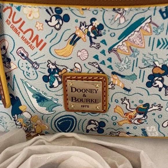Dooney & Bourke crossbody bag - Picture 3 of 10